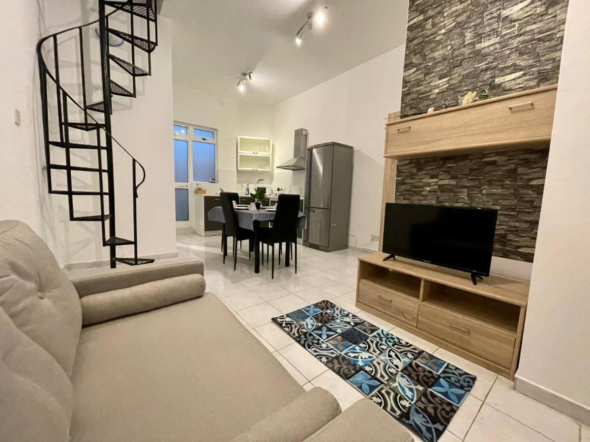 Balesa Property - Modern Duplex House In Central Sliema Zewnętrze zdjęcie